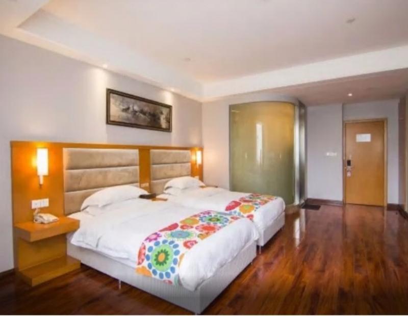 Отель Ibis Chongqing Airport Экстерьер фото